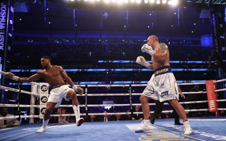 Oleksandr Usyk Kalahkan Anthony Joshua, Juara Baru Kelas Berat Dunia