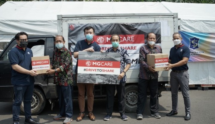 Puluhan Ribu Bantuan Disalurkan MG Motor Indonesia bagi Korban Erupsi Semeru Puluhan Ribu Bantuan Disalurkan MG Motor Indonesia bagi Korban Erupsi Semeru