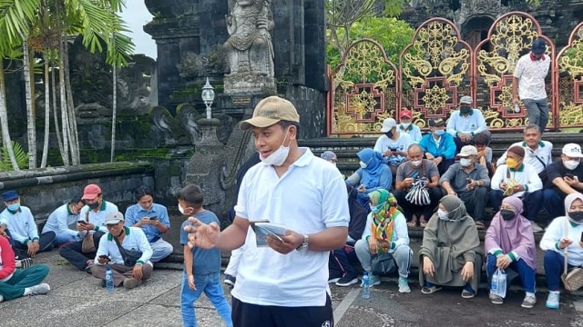 Jemaah Kota Denpasar Antusias Ikut Manasik Haji on the Road