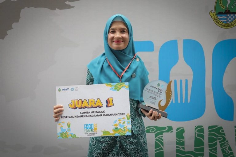 Kota Bandung Rebut Gelar Juara Food Ethnic 2022 Kota Bandung Rebut Gelar Juara Food Ethnic 2022