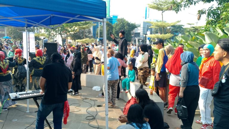 Komunitas Seni dan Berkebaya Depok Ramaikan Acara “Care For Depok” di Kantor Walikota