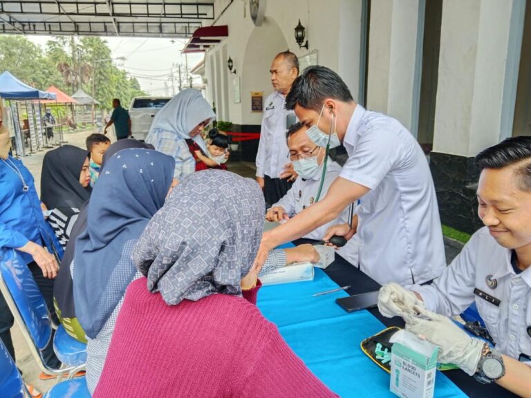 Keluarga WBP Dapat Cek Kesehatan Gratis, Bukti Kemenimipas Hadir dan Bermanfaat bagi Masyarakat