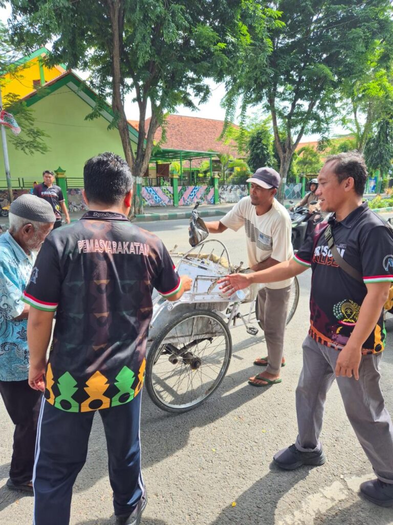 Berbagai Kepedulian, Lapas Pamekasan Jumat Berkah