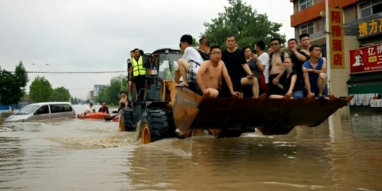 Model Penanganan Banjir ala China: Top-Down dan Disiplin Militer