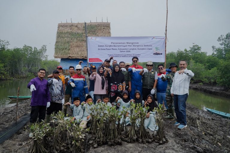 Lestarikan Pesisir, Pertamina EP Pangkalan Susu Bersama Warga Tanam Ribuan Mangrove