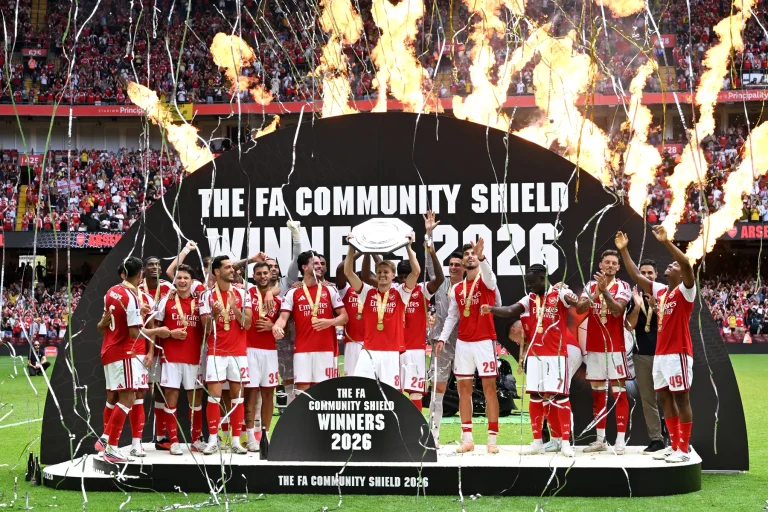 Pesta Di Cardiff! Arsenal Kandaskan City 3-0 Di Community Shield