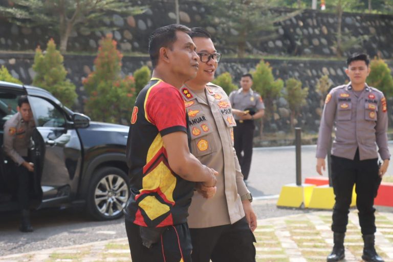 Perkuat Soliditas, Kapolres PALI Jalin Sinergi dengan Batalyon D Pelopor Satbrimob
