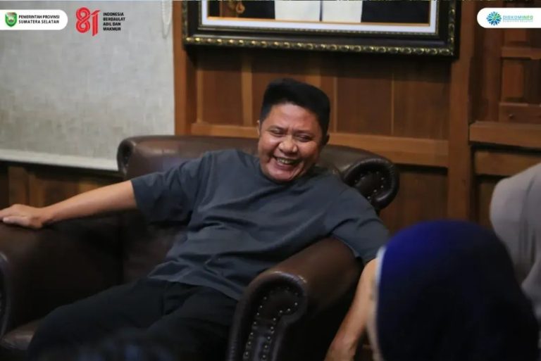 Herman Deru Bangga, Sumsel Berhasil Masuk 6 Besar Kinerja PTSP Nasional