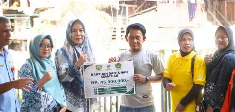 Hj. Linda Apriana Arlan: Semoga Santunan Ini Meringankan Beban Keluarga Korban Kebakaran