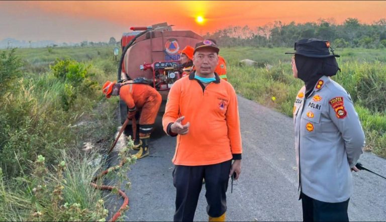Kapolres Ogan Ilir Pimpin Langsung Penanganan Karhutla di Enam Wilayah Rawan