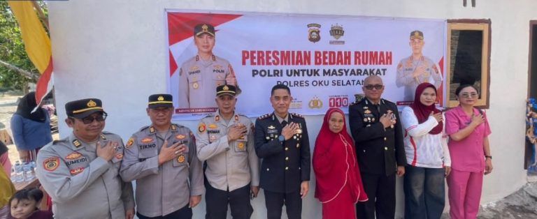 Semangat 17 Agustus, Polres OKU Selatan Salurkan Bansos dan Resmikan Rumah Layak Huni