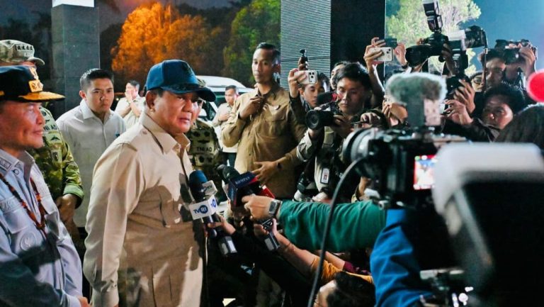 Prabowo Optimis Karhutla Kalimantan Bisa Ditangani